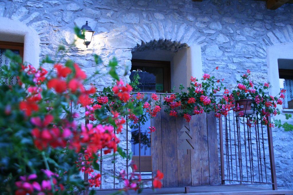 Affittacamere Chez Magan Gignod Esterno foto