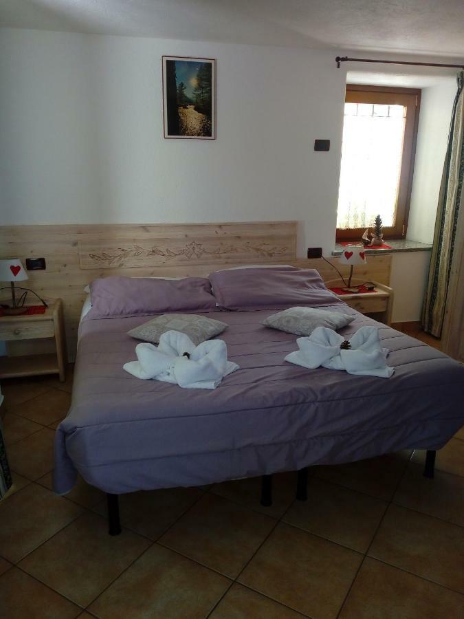 Affittacamere Chez Magan Gignod Esterno foto